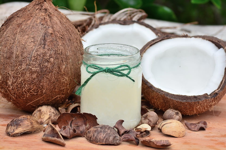 Beneficios del aceite de coco con aloe vera