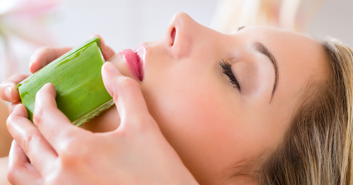 Cuanto tiempo dejo el aloe vera en la cara